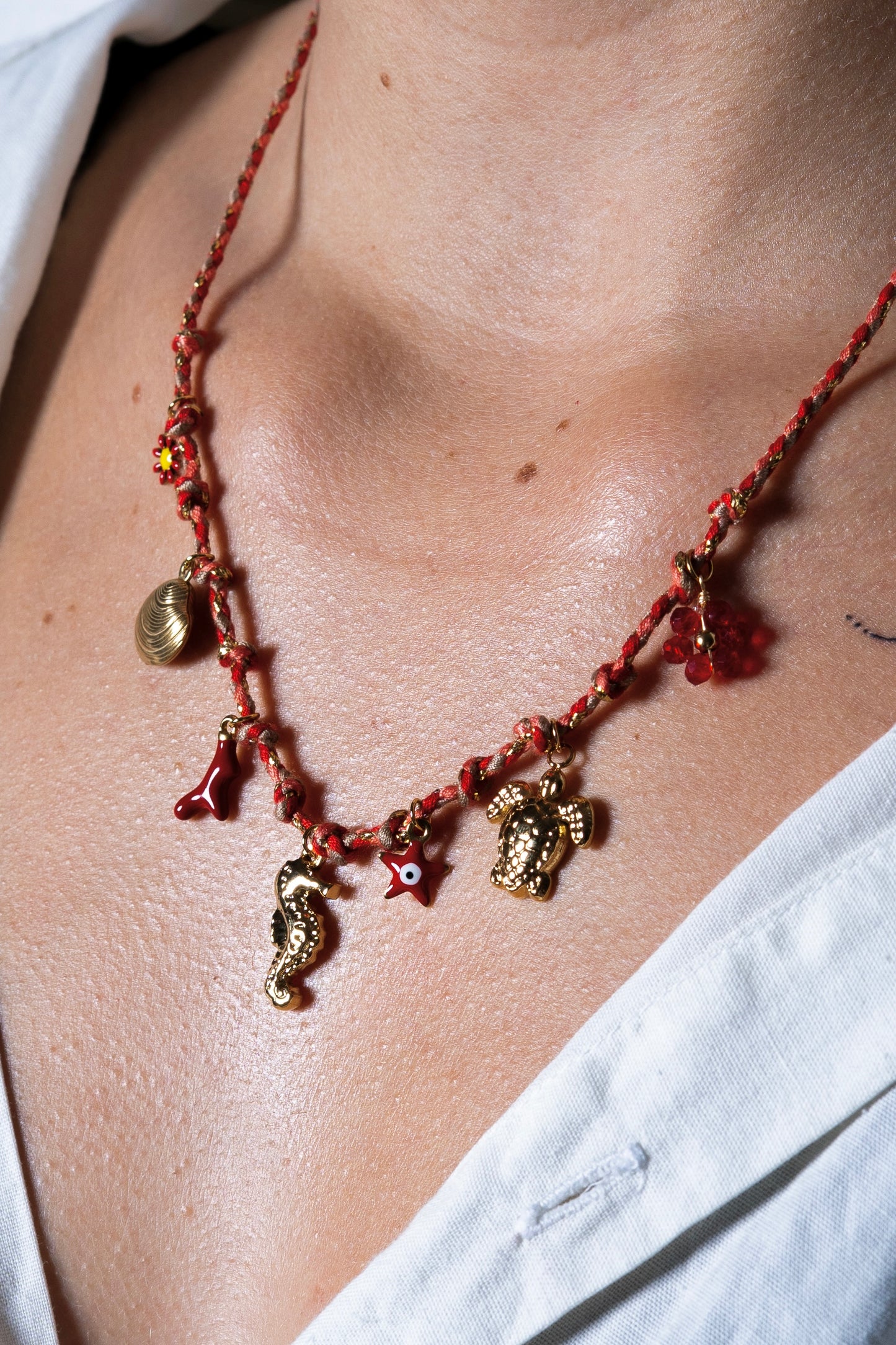 Collier Rouge gorge
