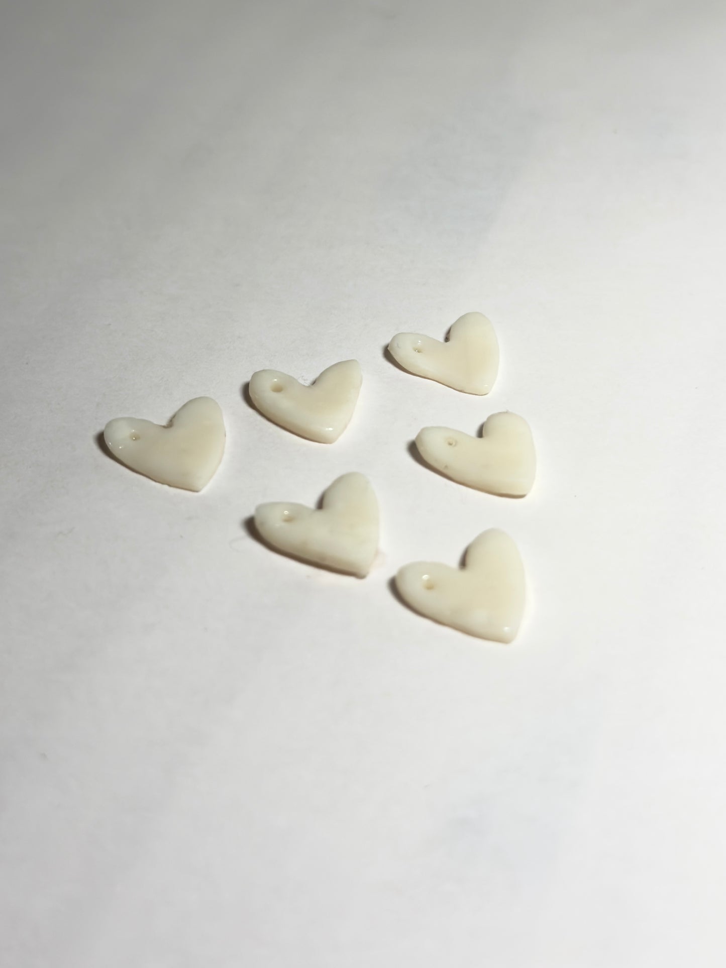 Charms coeur blanc